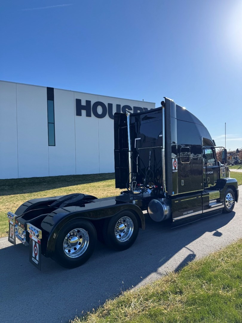 2022 Mack Anthem 64T Sleeper - image 6